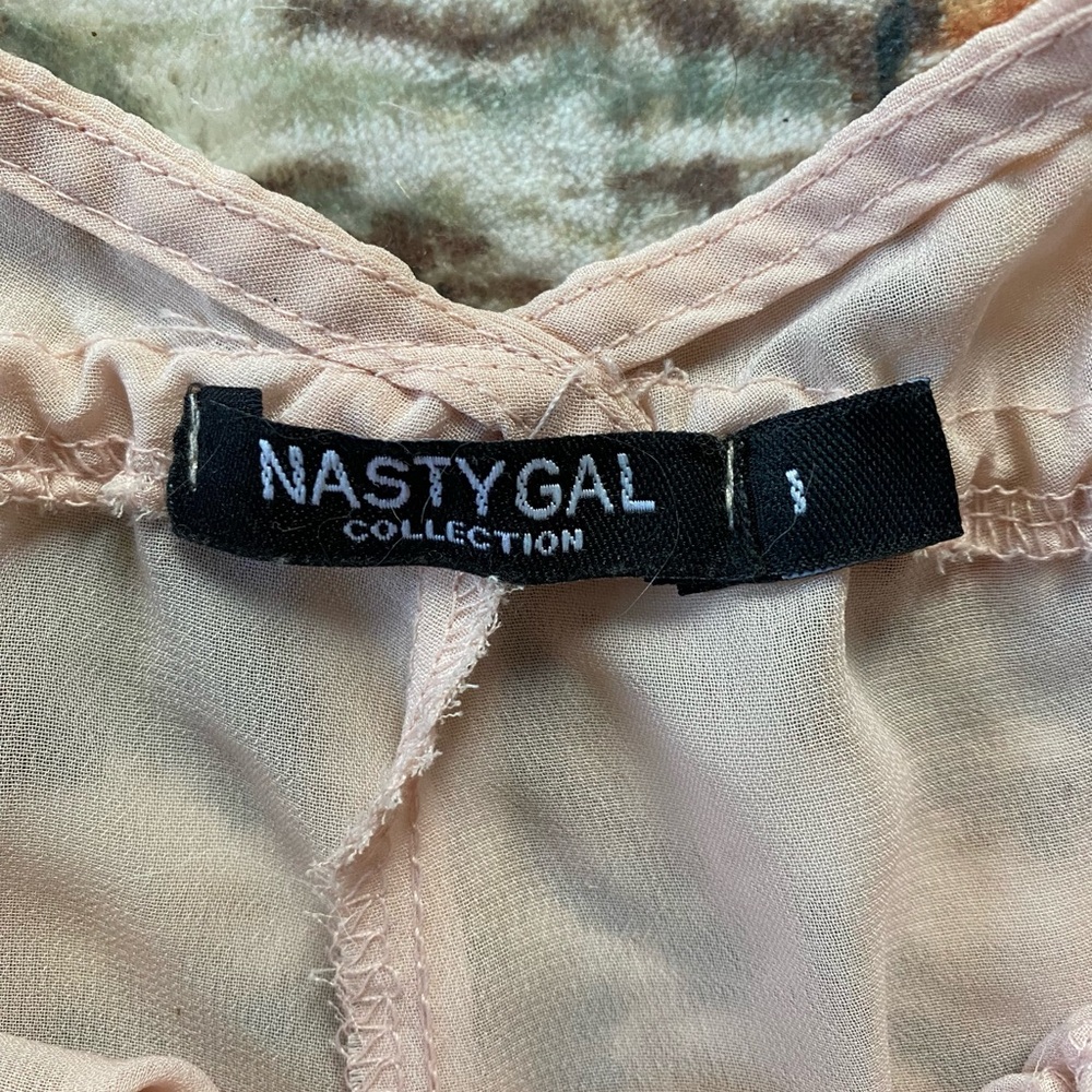 Nasty Gal Blush Lace Chemise - Picture 5 of 6